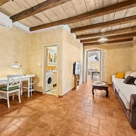 Villa Vlacich For 8 People Near Labin - Rabac With Heated Pool, Sea View & Kids Playground - Only 2 Km From The