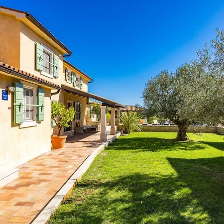 Vlacich For 8 People Near Labin - Rabac With Heated Pool, Sea View & Kids Playground - Only 2 Km From The Villa