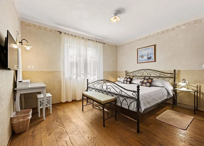 Villa Vlacich For 8 People Near Labin - Rabac With Heated Pool, Sea View & Kids Playground - Only 2 Km From The Trget