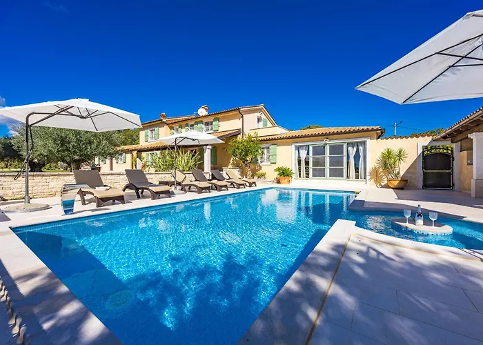 Villa Vlacich For 8 People Near Labin - Rabac With Heated Pool, Sea View & Kids Playground - Only 2 Km From The